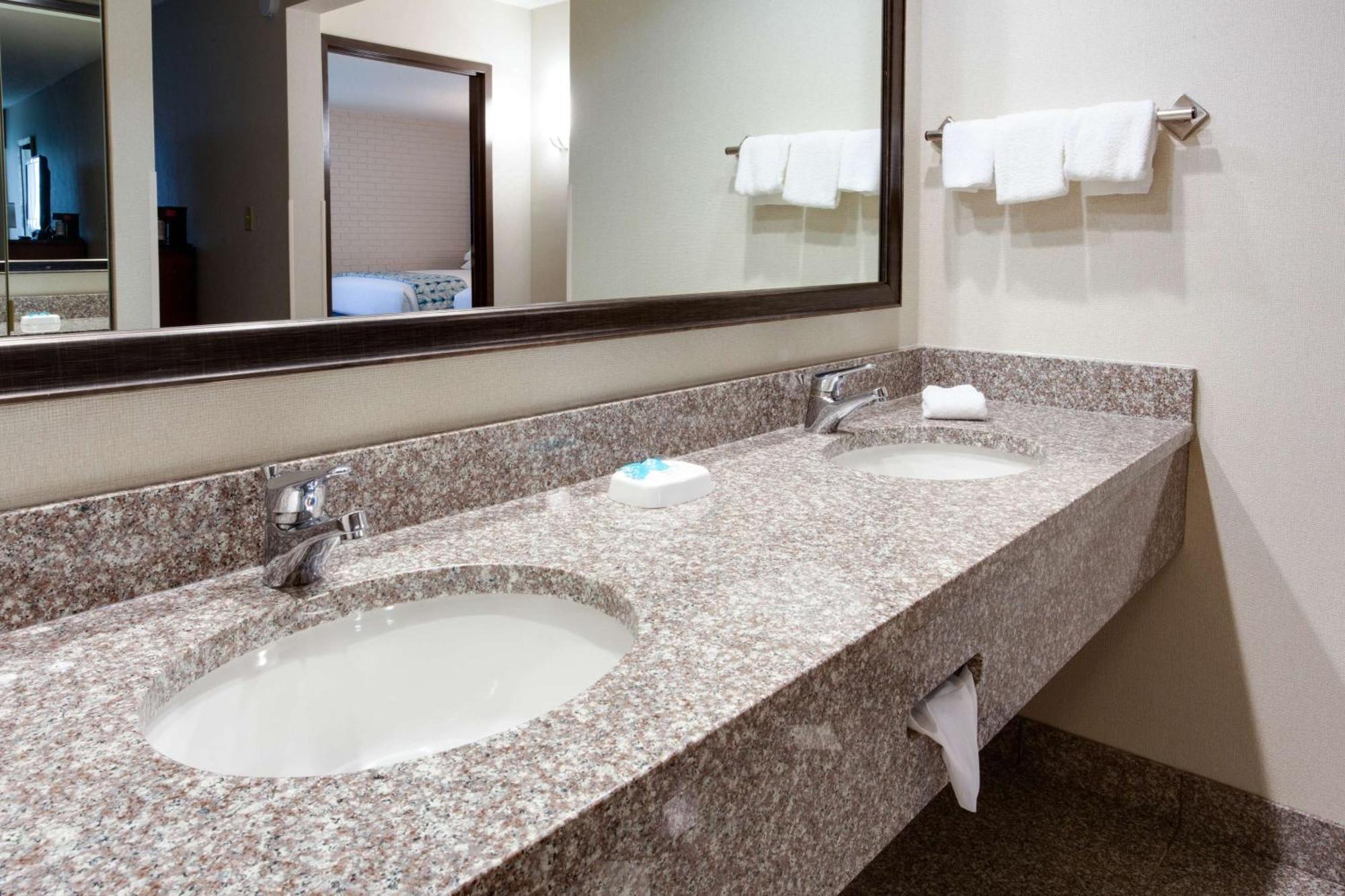 Drury Inn & Suites Nashville Airport Ngoại thất bức ảnh